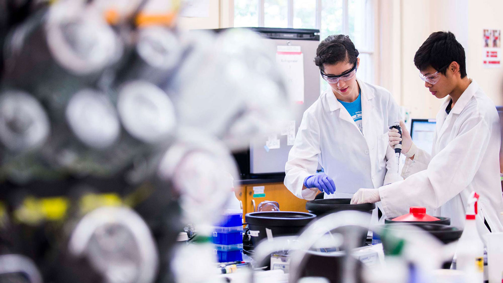 Students in the Laboratory in Painter Hall